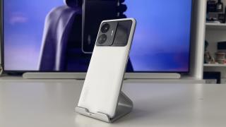 realme GT3: Hardware de flagship de final de an 2022, piperat cu nişte noutăţi mici