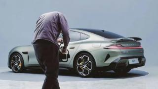 Xiaomi SU7 Max, automobilul electric flagship Xiaomi e filmat în acţiune pe străzi; Va debuta în 2024