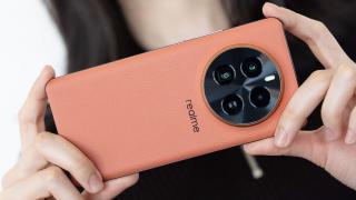 realme GT5 Pro ar sosi la nivel global curând, sub altă denumire; Avem primul teaser oficial