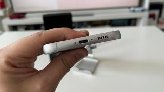 Samsung Galaxy S23 FE: Acustica cu nişte speakere mai impresionante decât la Ultra-uri
