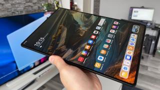 HUAWEI MatePad Pro 13.2: Cel mai luminos display testat până acum în segmentul tablete, ideal pentru consum video și pe deasupra 144Hz 