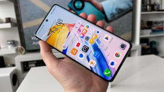 HONOR Magic6 Lite: Display "tătic" la luminozitate, protecţia ochilor