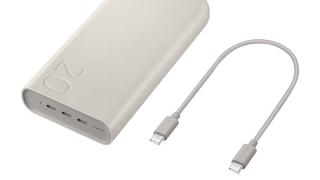 Samsung a lansat un powerbank de 20.000 mAh, cu încărcare rapidă