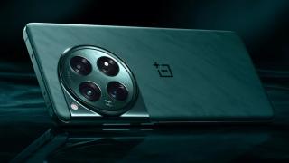 OnePlus 12 a debutat oficial în Europa! Flagship-ul are design elegant, baterie MARE, procesor Snapdragon 8 Gen 3; Cât costă?