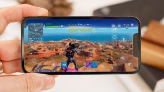 Epic Games Store sosește odată cu iOS 17.4 drept magazin third-party de aplicații; Fortnite revine pe iPhone și iPad!