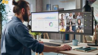 Philips 49B2U6900CH: Un monitor inovator pentru profesioniști; cu Smart KVM și webcam auto-încadrant