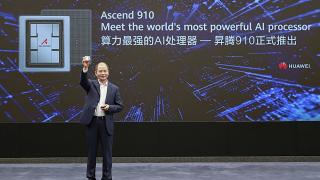 Huawei reorientează producția: cipurile AI Ascend devin prioritate în detrimentul telefonului Mate 60