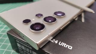 Samsung Galaxy S24 Ultra: Design mai plat, mai curajos colorat, mai rezistent