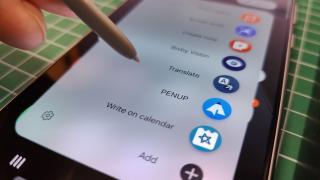 Samsung Galaxy S24 Ultra: Display mai luminos decât la S23 Ultra, dar oare "Vivid"?