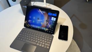 MWC 2024: Xiaomi Pad 6S Pro Hands-on - Am pus mâna pe noua tabletă cu display de 12 inch și procesor Snapdragon 8 Gen 2!