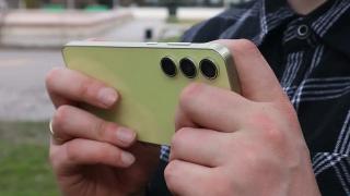 Samsung Galaxy A55 primește un hands-on detaliat înainte de lansare și aflăm ce se schimbă la capitolul performanță față de predecesor