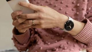 Google Pixel Watch 3 ar putea aduce conectivitate UWB; Va putea fi găsit mai ușor, iar smartphone-ul se va debloca în prezența sa