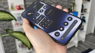 Nothing Phone (2a): OS, UI și aplicații în stil "punctat" cu mult Google și personalizare Glyph