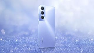 realme C65 a debutat oficial și are design de Galaxy S22; Sosește și realme 12X