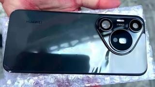 HUAWEI Pura 70 Pro are carcasa fotografiată, dezvăluind prezența unei camere periscop; Vedem varianta pe negru glossy