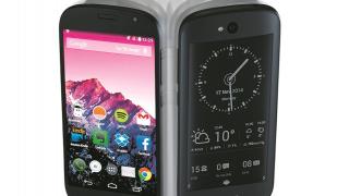 Yota Phone 2 se lansează oficial pe piața din România; disponibil de săptămâna viitoare prin eMAG