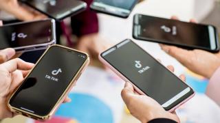 Comisia Europeană vrea să oprească programul TikTok prin care platforma își plătește utilizatorii care petrec mult timp pe aplicație