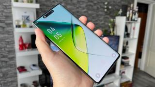 Infinix Note 40 Pro 4G: Display peste așteptări de luminos, curbat, AMOLED și 120Hz