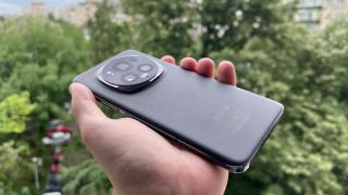 HONOR Magic6 Pro: Hardware cu upgrade de cameră tele, CPU, baterie
