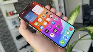 Seria iPhone 16 prinde contur! Display-urile telefoanelor ar intra în producție luna viitoare