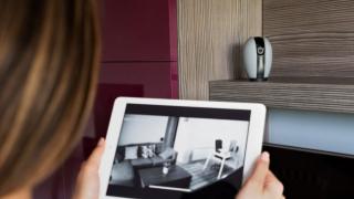 Ai camera "baby monitor" pentru copil? Eşti predispus la hacking şi vulnerabilități; 100 de milioane de terminale afectate