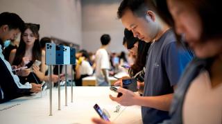 Apple reduce prețurile iPhone-urilor în China; Competiție acerbă cu Huawei