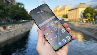 Huawei Pura 70 Ultra: OS, UI cu AI, teme și stickere noi + microG pentru accesarea tuturor aplicațiilor