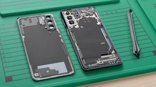 Conflict între iFixit și Samsung: Sfârșitul reparațiilor acasă