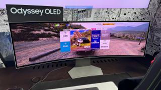 Am fost la Londra să văd monitoarele Samsung Odyssey OLED care schimbă eSports-ul: refresh rate mare, anti glare, funcţii smart