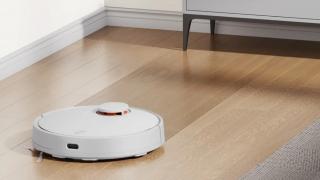 Vrei un ajutor la curățenie? Aspiratorul robot Xiaomi Mijia Mop 3C scade la sub 800 de lei și se livrează din Germania în 3-5 zile lucrătoare