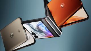 Motorola RAZR 50 a sosit! Telefon pliabil cu clapetă cu design premium, display extern generos, procesor de generație nouă sub capotă