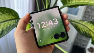 Motorola RAZR 50 Ultra: Display extern și mai mare decât la predecesor, cută care nu se mai simte pe ecranul pliabil