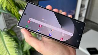 Samsung Galaxy Z Fold6: Design-ul a evoluat semnificativ, ecran mai lat, pliabil rezistent acum și la praf