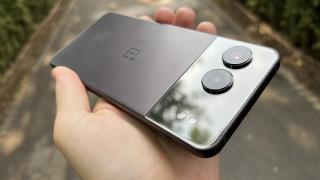 OnePlus Nord 4: Un design premium ce marchează revenirea carcasei metalice unibody