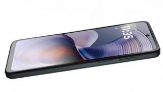 Motorola pregătește un nou telefon accesibil, pe care îl vedem azi în imagini - moto g55