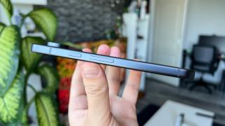 Google Pixel 9: Acustică stereo cu calităţi, dar nu foarte mult bas