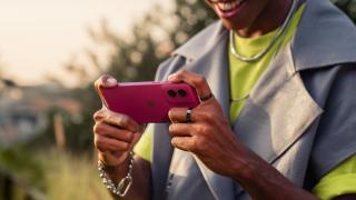 Motorola moto g55 5G anunţat oficial: camere Quad Pixel la putere, CPU Dimensity, revin jack-ul audio şi microSD