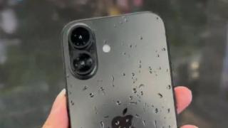 Apple iPhone 16 își etalează noul său look într-o fotografie hands-on (machetă)