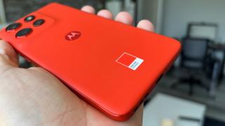 Motorola edge 50 neo: Conectivitate cu WiFi 6e, 5G plus Smart Connect pentru productivitate extra