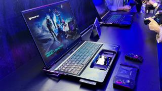 IFA 2024: Hands-on cu Acer Project DualPlay - Un laptop concept cu controller integrat pentru gaming