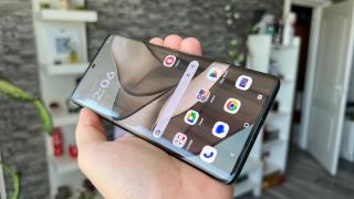 Motorola edge 50: Doar 2 ani de upgrade-uri Android, nu 5 ca pe fratele edge 50 Neo