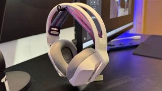 Logitech a dezvăluit ASTRO A50 Gen 5; Primele impresii hands-on cu PLAYSYNC Audio