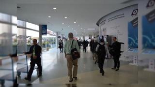 Jurnal de bord MWC 2015, ziua 6: Prima întâlnire cu smartphone-urile exotice aduse de Qualcomm în Barcelona