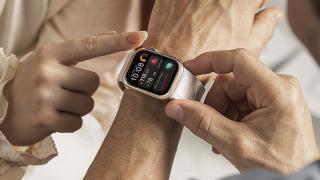 HUAWEI Watch D2 ajunge în România; Iată cât costă smartwatch-ul certificat medical dedicat citirii tensiunii arteriale