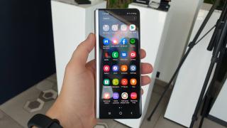 One UI 6.1.1 ajunge pe telefoane din 2021; Galaxy Z Fold3 şi Z Flip3 primesc actualizarea fără noutăţi AI