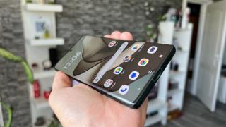 Ai smartphone Motorola? Află când şi dacă primeşti Android 15 (Listă telefoane compatibile)