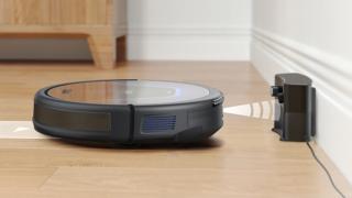 E LUNI e AMAZON: robotul Eufy G50 cu 4000 Pa și design ultra subțire, la preț redus