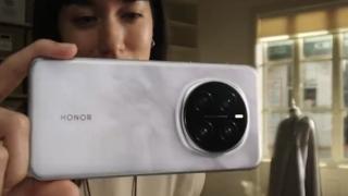 Honor Magic7 Pro va avea procesor Snapdragon 8 Elite și un MagicOS 9.0 cu AI Agent care poate să îți comande pe Glovo, Tazz