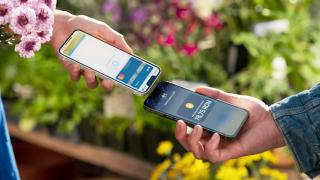 iPhone-ul tău poate fi folosit drept POS; Apple lansează Tap to Pay în România!