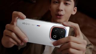 VIVO anunță flagship-ul iQOO 13 cu Snapdragon 8 Elite, pe care îl va aduce și global, fiind proaspăt certificat de Bluetooth SIG